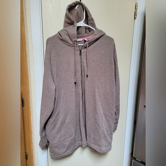 New Designer Isaac Mizrahi hoodie - Picture 1 of 4